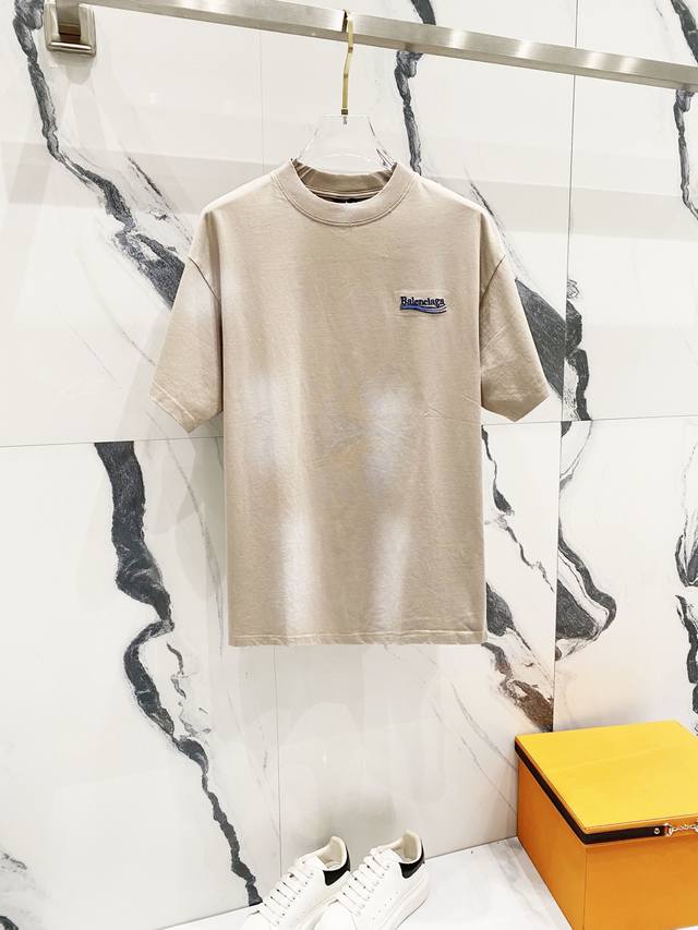 Balenciaga 巴黎世家320克洗水短袖 前后波浪可乐刺绣字母Logo标识 官方同步 1:1原版开模 时尚个性 百搭潮流 纯原品质 原版洗水面料 吊牌 领