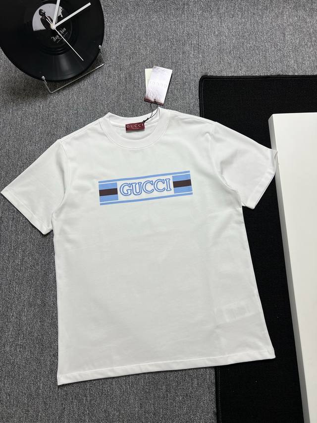 Gucci 25S夏款 颜色 黑色 白色 尺码 S M L Xl 前印花 280G精梳紧密棉 高品质 男女同款