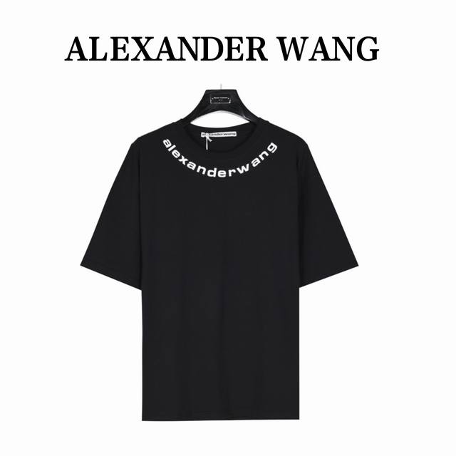 Alexander Wang 亚历山大王 24Ss 领口字母短袖T恤 面料采用定制240G 26支特滑双股精棉平纹高密无尘全棉布料。前幅高密度加厚，走线平整，代