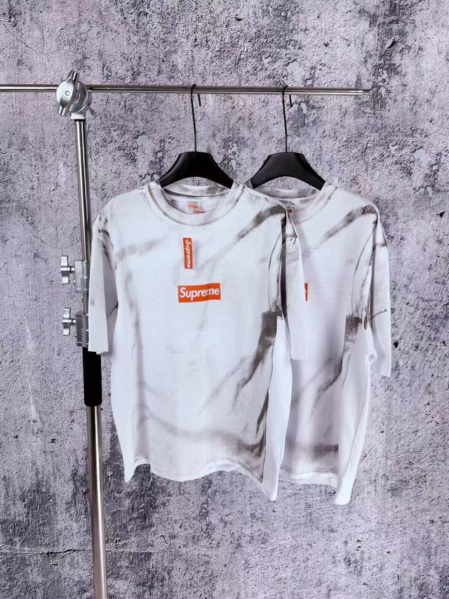 1077 实拍图 Supreme X Mm6 Maison Margiela 联名款Ss24 Week7 Box Logo Tee 解构假两件方框徽标短袖T恤