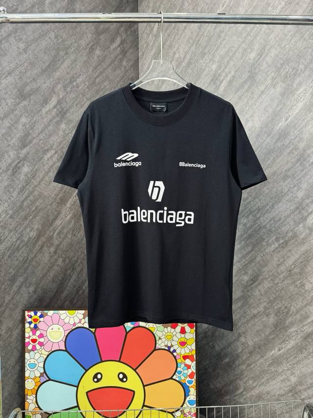 款号 G20 巴黎多图标字母圆领短袖 Balenciaga官网Zp同步新款T恤 面料采用32支双纱280克高克重纯棉面料 同缸定织定染原版面料 进口机器白墨直喷