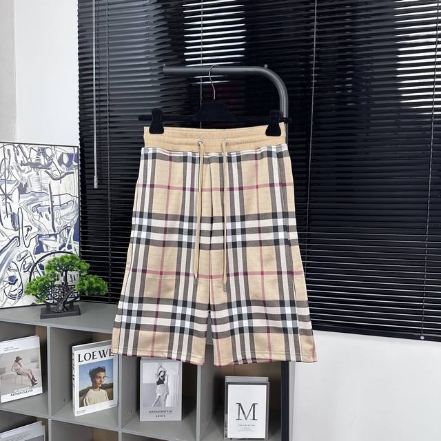 burberry 款号：B626#博柏利官网新款经典Logo编织裤 面料- 采用定织定染纯棉面料.索罗纳螺纹国标一级面料 工艺：对版对柜 裁货非常耗面料所有纹路