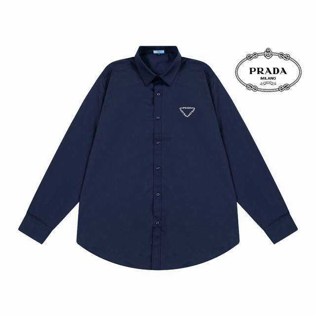 Prada 普拉达 四季款 官网Logo 设计 长袖衬衫 对版定染面料 上身高级感十足 纯棉竹纤维面料 高品质 男女同款 码数:39-43 M-3Xl