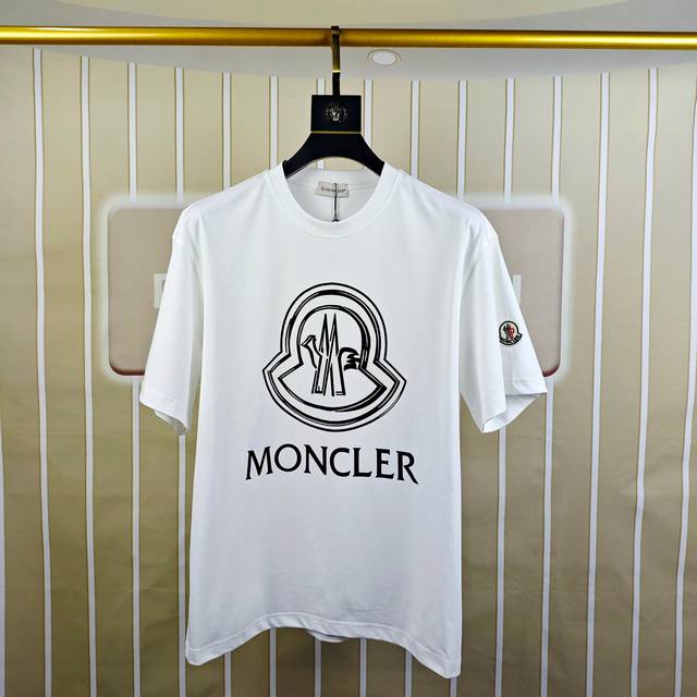 M*Ncler 蒙口2025早春新款原单男士圆领短袖T恤 专柜同步售卖 高端品质 高版本 Os版型阔版 爆款印胶字母Logo袖上绣标设计 定制进口双股100%纯