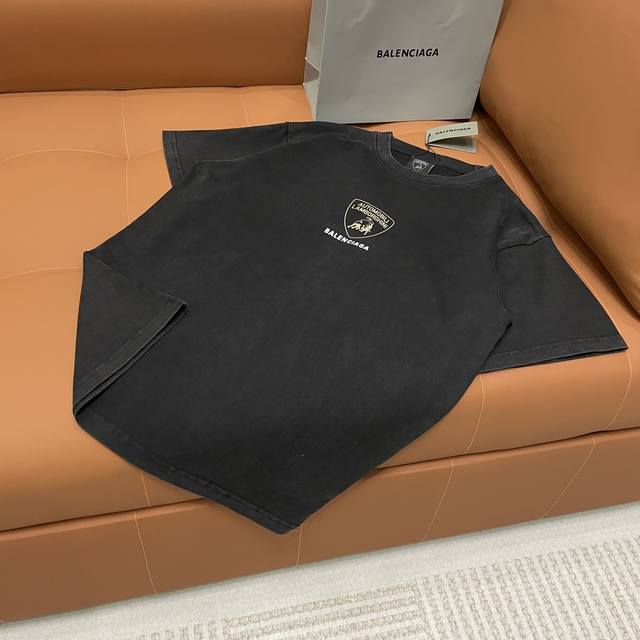 重磅洗水高版本 Balenciaga 巴黎世家&兰博基尼 25Ss早春新款 印花Logo字母短袖圆领T恤 男女同款 轻奢高级，百搭又显瘦 320克重磅高克重洗水