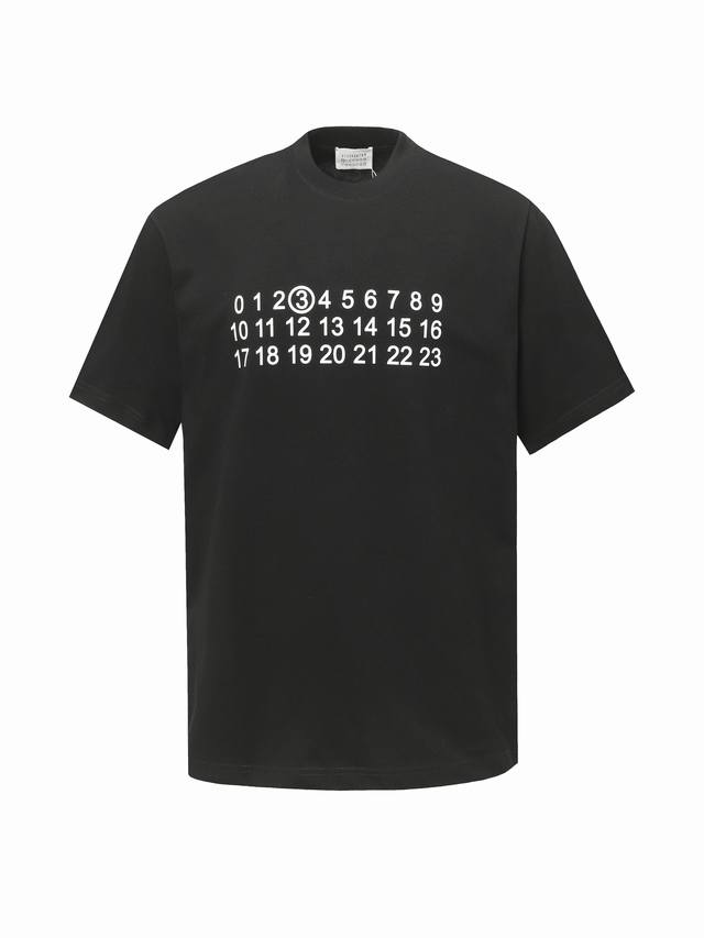 Mm6 马吉拉24Ss字母数字印花T恤短袖 Logo标识精致升级，灵感源自八十年代复古原版面料官方同款短袖T恤 定制280克同缸染面料手感非常舒服春夏砖柜同步