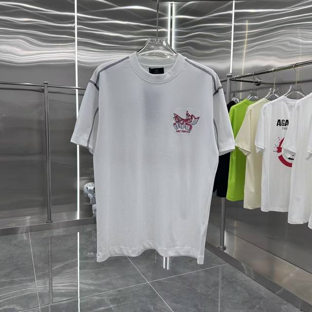 鸟牌 2025春夏新款 圆领短袖T恤 立体绣花 男女同款 S M L Xl Xxl 五个码 黑色 白色