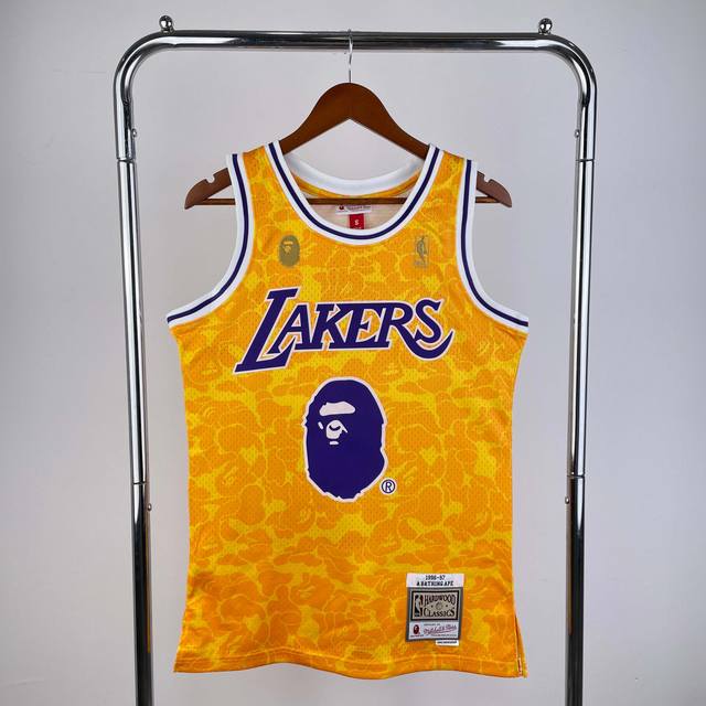 款号：S84 顶级刺绣版本 Bape×M&N 联名球衣93号湖人队 猿人头 定制优质网眼布面料，原版克重，Dri-Fit 技术导湿速干，防静电处理 - Nike