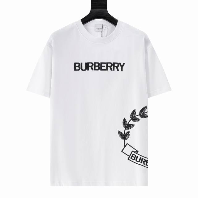 Burberry 巴宝莉 25Ss新款短袖，最高版本重工艺经典刺绣Logo图案，高标准定制，上身非常有型，客供进口高档280克纯棉面料质感非常细腻，细节工艺精湛