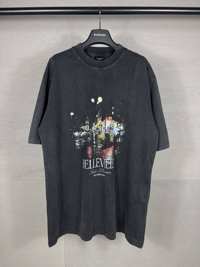 实拍图 顶级版本.官网品质 Balenci*Ga 巴黎.新款 。前面巴黎夜景复古印花水洗做旧短袖T恤 .砖柜同步.第一时间正品研制，欢印对比！面料采用巴黎Zp定