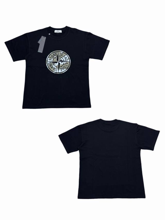 053# Stone Island石头岛 字母Logo印花圆领套头短袖T恤 经典圆领设计 配合精准的剪裁比例 无论是单穿展示干净利落的形象 还是作为打底增加层次