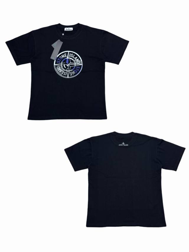 041# Stone Island石头岛 徽标Logo罗盘标志印花短袖T恤 经典圆领设计 配合精准的剪裁比例 无论是单穿展示干净利落的形象 还是作为打底增加层次