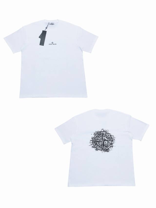 036# Stone Island石头岛 Ss23 Logo罗盘印花圆领短袖T恤 黑白色 经典圆领设计 配合精准的剪裁比例 无论是单穿展示干净利落的形象 还是作
