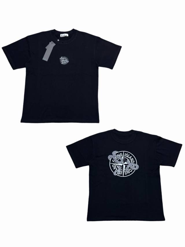 031# Stone Island石头岛 字母Logo图案印花短袖T恤 经典圆领设计 配合精准的剪裁比例 无论是单穿展示干净利落的形象 还是作为打底增加层次感