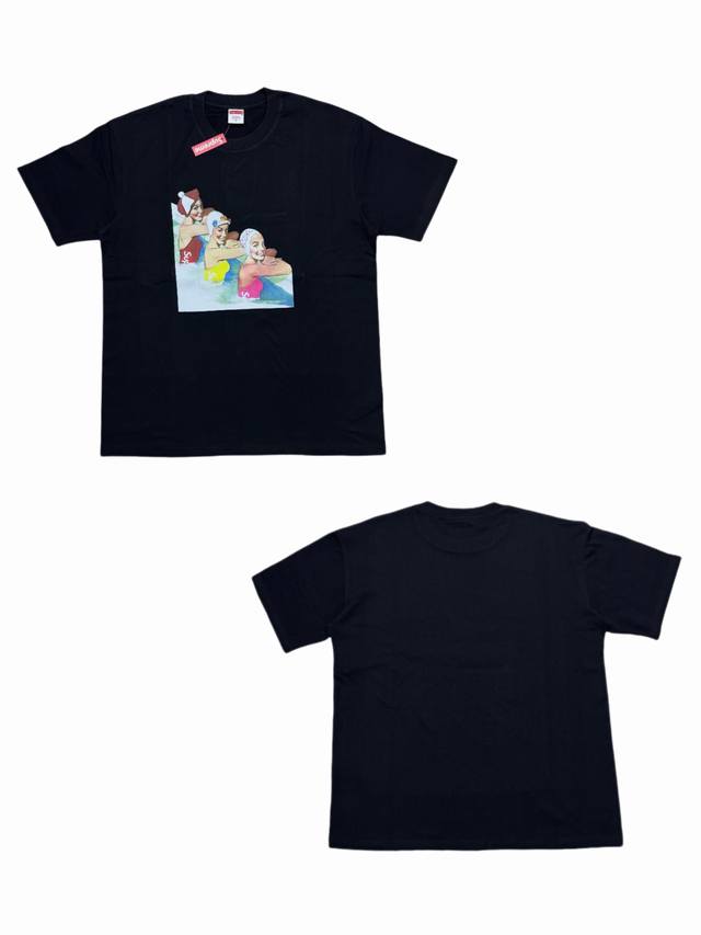 su133# Supreme Ss18 Swimmers Tee Black 印花短袖T恤 男女同款 黑白色 采用圆筒无缝工艺 原版工艺 衣服侧面没有缝合骨位
