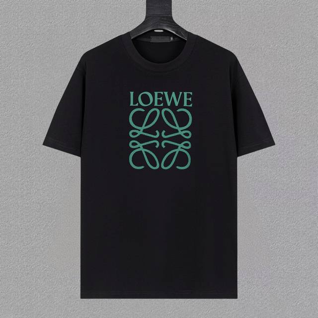 Loewe 罗意威25Ss新款短袖，最高版本重工艺印花经典Logo图案，高标准定制，上身非常有型，客供进口高档280克纯棉面料质感非常细腻，细节工艺精湛考究，塑