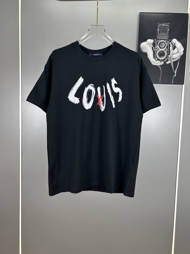 高端原版规格版本 路易威登 Lv 重工印花Logo短袖T恤男女时尚同款 2025Ss新款纯棉双纱 定制面料采用威化布织法，超高端针织工艺，版型紧致立体，顺滑，上