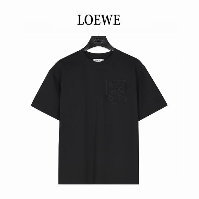 Loewe 罗意威 25Ss 胸口凹凸Logo压胶短袖T恤 购入原版开模打造，全套定制辅料，所有细节完美还原 定织定染260G纯棉双纱紧密棉面料，洗水后达280