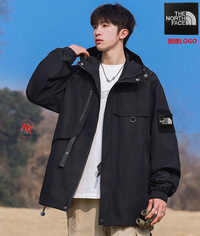 刺绣Logo 防水面料 北面The North Face联名卡通神偷奶爸小黄人系列，海外秋季限定全新系列连帽冲锋衣防风连帽夹克外套连帽外套。 : 拼接风经典 诠