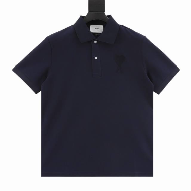 Ami Paris 25Ss Polo衫短袖 采用230克纯棉珠地面料，定制定染的衣领袖口做到与衣服布色无色差，包装吊牌辅料都是买的原版开模，整体做工细节极其复
