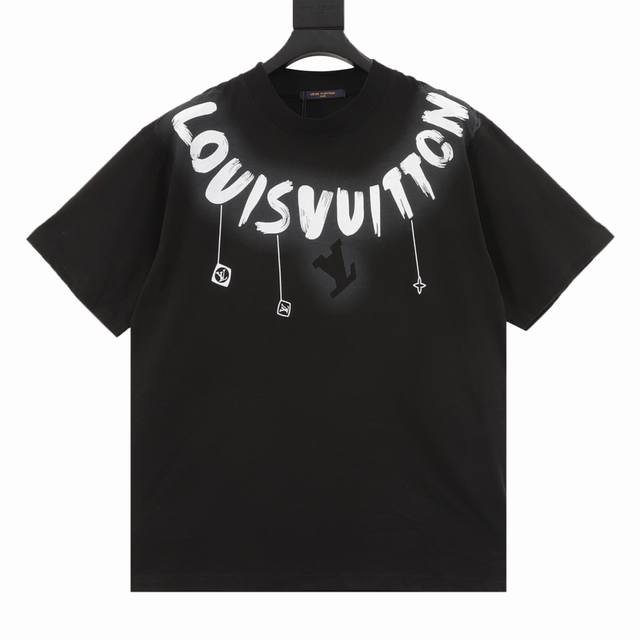 Louis Vuitton 路易威登 25Ss 领口涂鸦字母印花短袖 同缸定织定染原版同色螺纹 领口进口机器印花直喷工艺 内里包边包条做工高版本 细节完美 版型