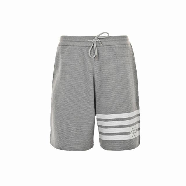 Thom Browne 汤姆布朗 水波纹短裤 定织纺染采用420克 洗后455克 全棉华夫格材质，手臂4Bar循环面料纯手工拼接，定制红白蓝织带2.5Cm，定