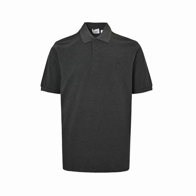 Burberry 巴宝莉 胸前B标字刺绣Polo短袖 面料采用220G专用珠地面料，宝蓝色，深灰色珠地布为原版定染。前幅标识绣花字样进口田岛机万针刺绣，下排小
