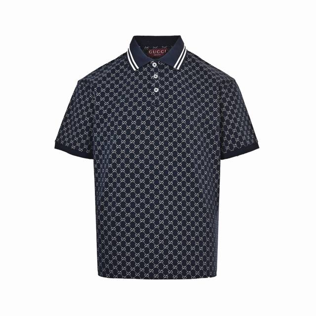 Gucci 古驰 25Ss 满印提花Polo短袖 原版杭州国专5000购入，面料采用252克精纺纱线全棉珠地材质，纹路清晰透气，采用进口对位提花机器 ，定制贝