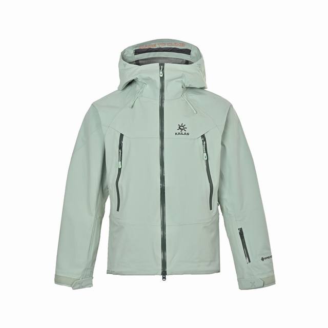 Kailas 凯乐石 24Fw Mont-X系列硬壳冲锋衣外套 Mont-X为应对极端突变天气而生，城市日常也很百搭，硬壳耐磨耐造，袖口、衣内也均设有口袋，腋
