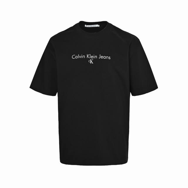 Calvin Klein Ck 印花Logo短袖 260G高克重莱卡面料质感非常细腻 手感柔软平滑 弹性最好 穿着舒适 体贴合身 现货发售Calvin Kle