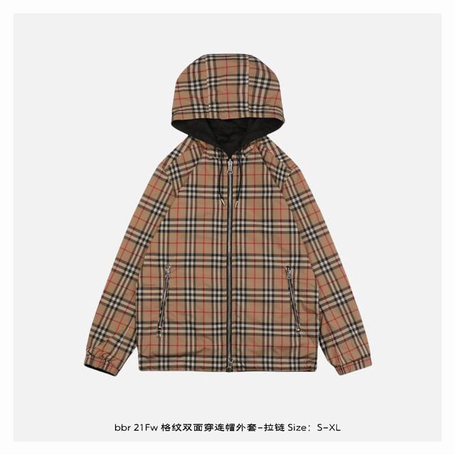 Burberry 博柏利 21Fw 格纹双面穿连帽外套-拉链-正面 采用再生聚酯纤维纱线制成的Vintage复古格纹面料打造， 三层面料，全部格子大小+对位误
