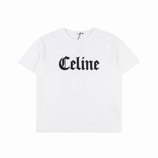 Celine 赛琳 25Ss 哥特字母刺绣短袖 面料采用260G精梳棉，前幅哥特式Logo绣花图案，进口田岛机万针刺绣，小字母绣花体现进口绣花机功底。还原原版品