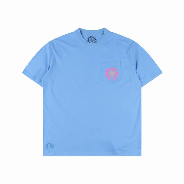Chorme Hearts克罗心Ch 迈阿密粉马蹄短袖T恤 原版杭州买手店5 购入，面料采用26织230克全棉材质，印花采用进口胶浆印花工艺，定制辅料，男女同款