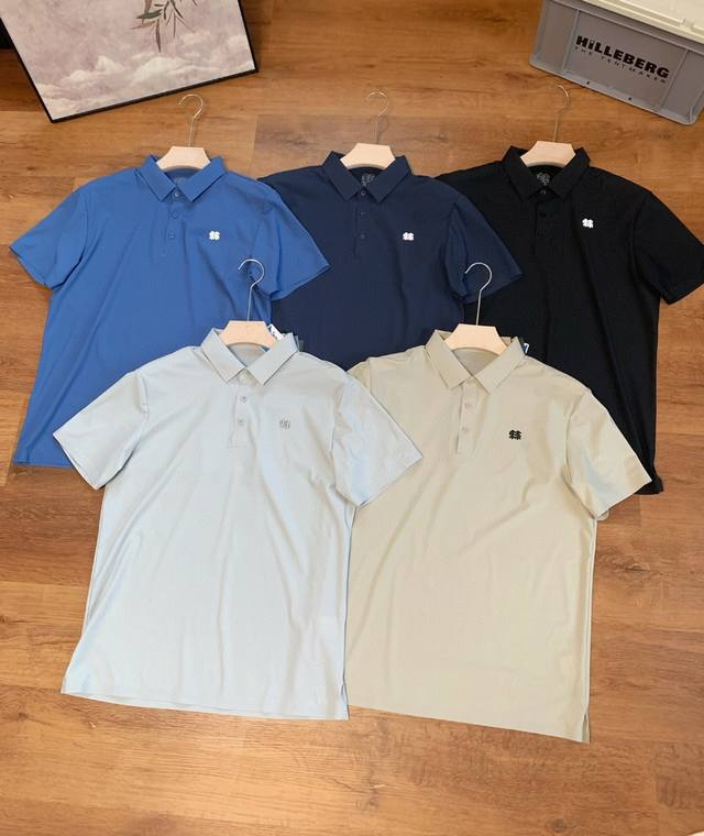 Kolon Sport可隆专柜男士无痕压胶速干科技休闲运动Polo短袖衫， 锦氨材质的混纺柔软与丝滑兼顾，冰凉凉爽速干透气！更不失悬垂性和柔顺度！具有纯棉的细腻