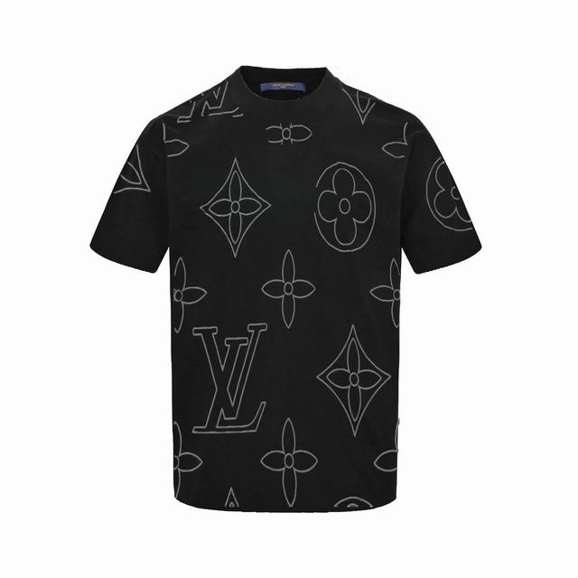 Louis Vuitton 路易威登 25Ss 满印老花短袖T恤 夏季推出的这款满印老花短袖T恤，采用了260克重的纯棉面料，确保了穿着的舒适性与透气性。其独特