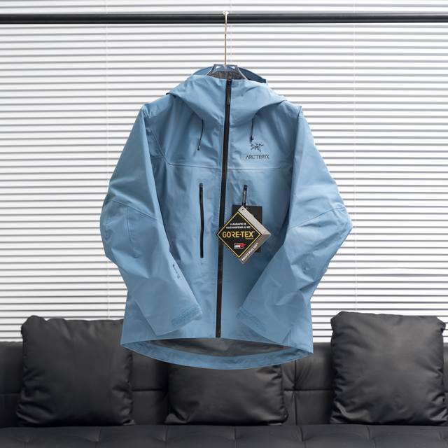 工厂P直供 Arc’Teryx丨始祖鸟Alpha Sv7代连帽冲锋衣 配色：水洗蓝 尺码：S-Xxl