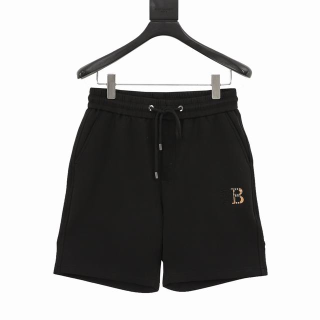 Burberry 巴宝莉 格子B刺绣短裤 夏季渠道限定沙滩短裤，定制条纹面料作为整条裤子的点睛之笔，更具个性高级，宽松的阔腿裤版型，上身秒变大长腿，手感柔软细腻