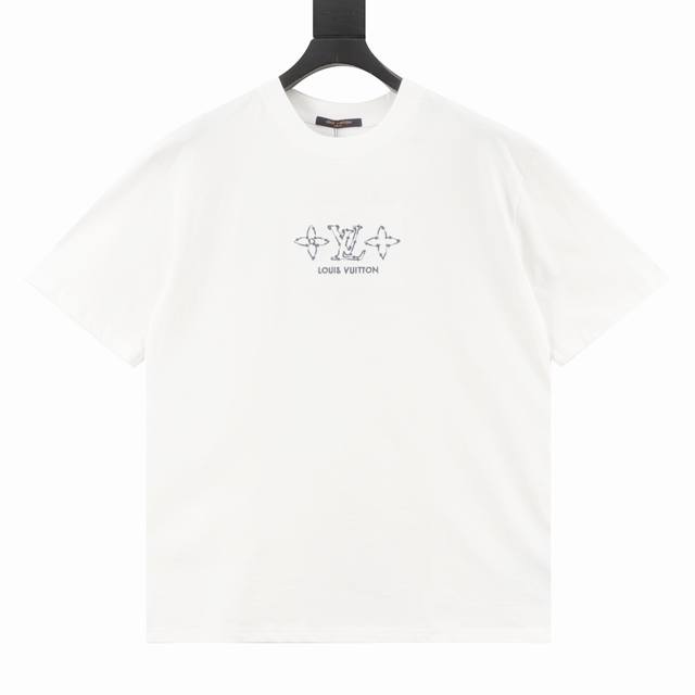 Louis Vuitton 路易威登 25Ss 四叶草老花刺绣字母短袖 面料采用260克重纯棉，定制32支2*2螺纹，成衣两遍水洗处， 面料舒适亲肤无异感，定制