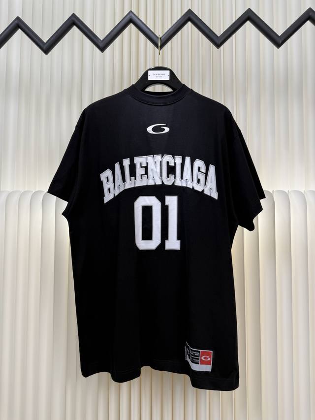 巴黎世家Balenciaga 篮球系列短袖 正品开版-实体柜台-顶奢品质 秒杀市面一切版 定制雅韵潮棉平纹绸 质感卓越 舒适贴肤 以经典黑白交织 前幅饰以Bal