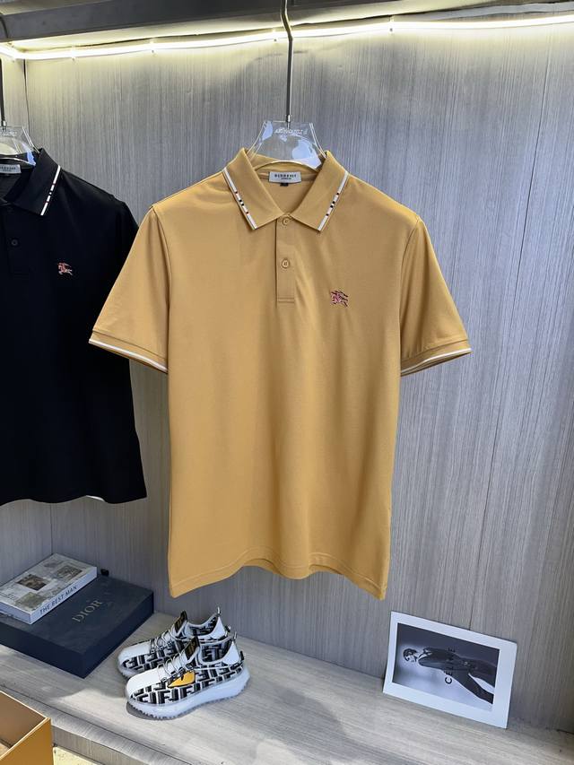Burberry巴宝莉 2025春夏新款男士翻领短袖商务休闲Polo衫，高定系列，定制面料，精细高端小刺绣，绣花精致上档次，上身舒适透气亲肤感极佳，满足春夏场景