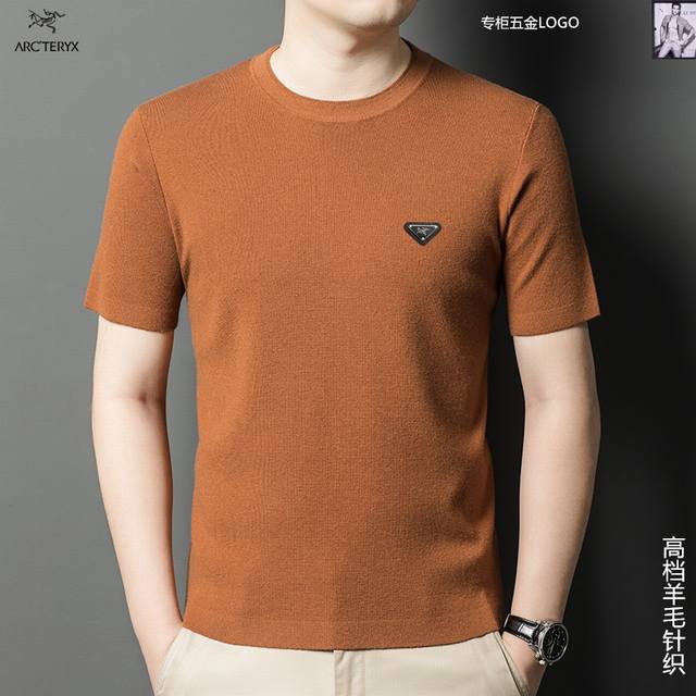 始祖鸟 最新款专柜同款首发！高端时尚休闲针织羊毛短袖，超正版型上身瞬间变欧巴！，简约时尚的三维裁剪，工艺独特，原单代工厂P出品；上身效果极佳，彰显自信气质；所有