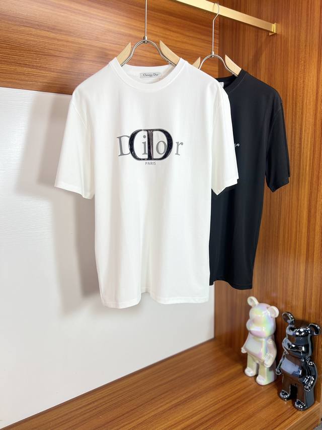 Dior 迪奥 年春夏新品上新 三标齐全 圆领短袖T恤 好货不用过多介绍 看细节 专柜码数：M-Xxxl 175 140建议L