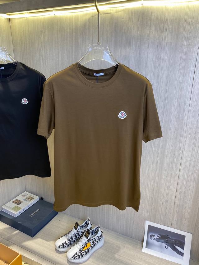 Moncler蒙口 2025Ss春夏高品质丝光棉短袖T恤 三标齐全 原单品质，最新流行工艺要求，顶级订单要求车线做工，超级好搭配，顶级定制，搭配整件细节 ，品质