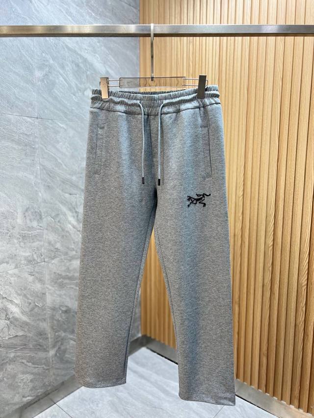 Arc 始祖鸟 2025春夏新品 三标齐全 休闲裤 好货不用过多介绍 看细节 专柜码数：M-Xxxl 175 140上身L