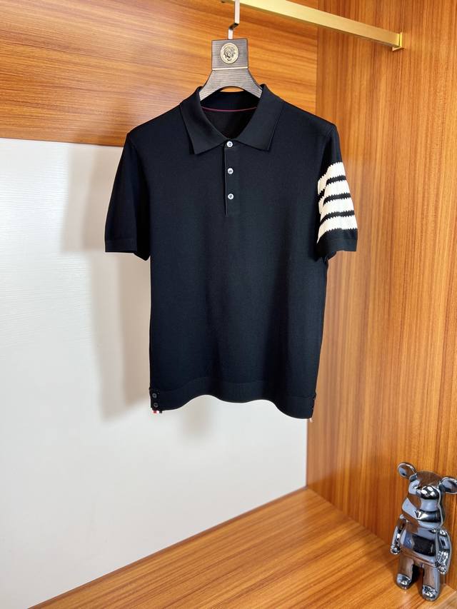 Tb 2025年春夏新品上新 三标齐全 伊力特面料 翻领短袖Polo衫 好货不用过多介绍 看细节 专柜码数：M-Xxxl 175 140建议L