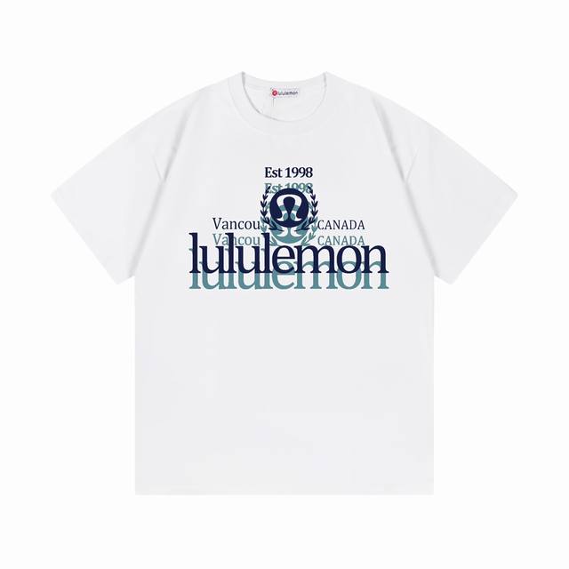 Lululemon 露露乐蒙 2025新款 重叠字母Logo 男女同款 短袖T恤 定制300克100％双纱纯棉面料 定染32支双股螺纹 领标吊牌主唛三标齐全 颜