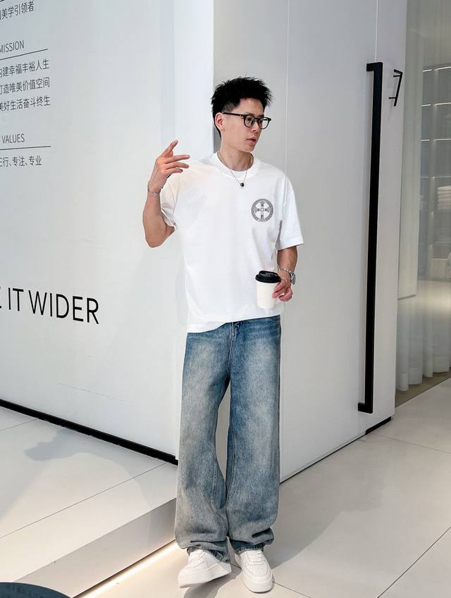 Ch 克罗心 2025春夏新品 三标齐全 圆领丝光棉短袖T恤 好货不用过多介绍 看细节 专柜码数：M-Xxxl 175 140建议L