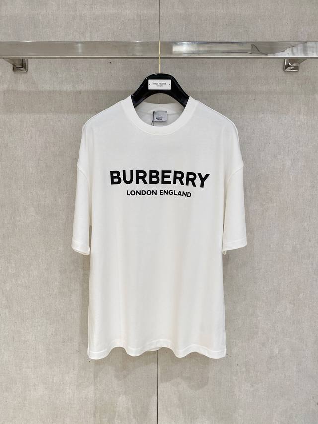 Burberry 巴宝莉 经典纯棉T恤短袖T恤 标志性的字母图案为设计特色隶属大气时尚高雅魅力的单品成就最火最潮的Icon... 整体造型立体提花工艺采用先进的