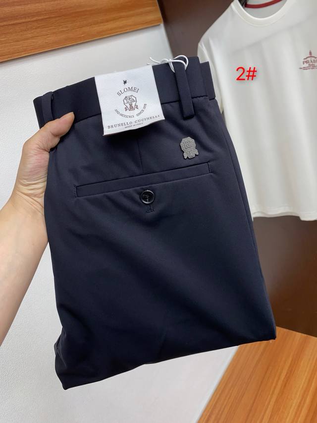 Bc 2025新款休闲西裤！意大利高端品牌 官网同步发售进口定制高端定制麻棉面料，触感柔软透气 三标齐全 细节无可挑剔，上身效果超棒，完美兼具商务与休闲风格穿搭