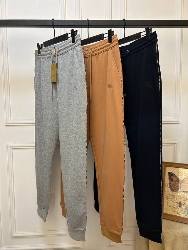 新品巴宝莉Burberry休闲卫裤Ly681402025。2025Ss春夏新品！独家定制卫衣棉面料，明星最爱时装味休闲套装 简单大方 刺绣织带设计 工艺设计,！